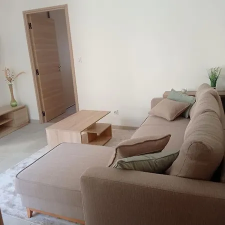 G De Laure Apartment